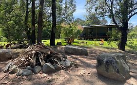 Private Country Cabin 1 Bedroom